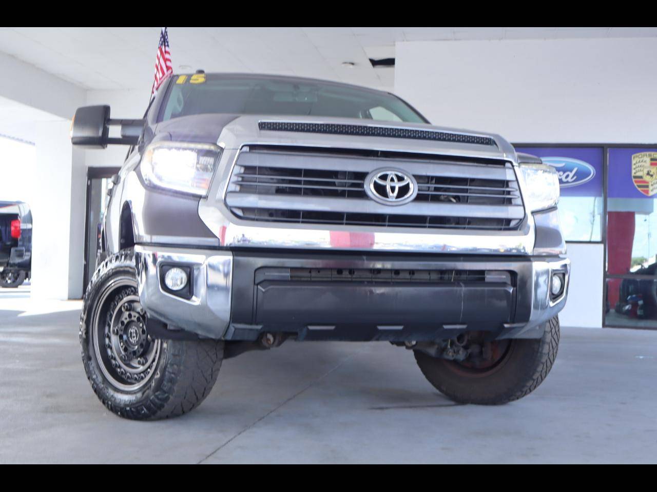 2015 Toyota Tundra SR5