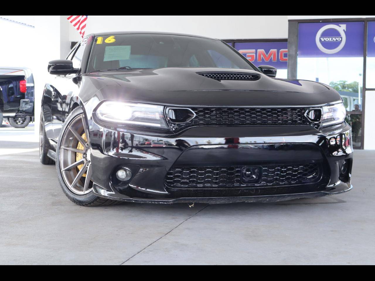 2016 Dodge Charger SRT 392
