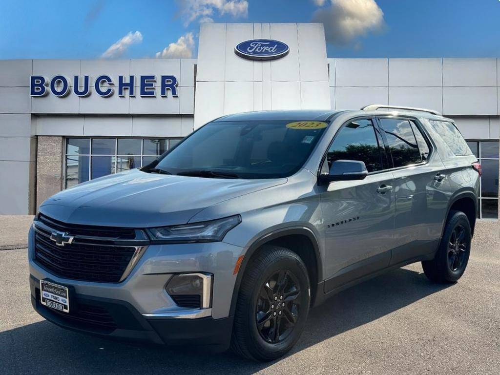 2023 Chevrolet Traverse LT Cloth — SUV — 52,954 mi — Janesville, WI