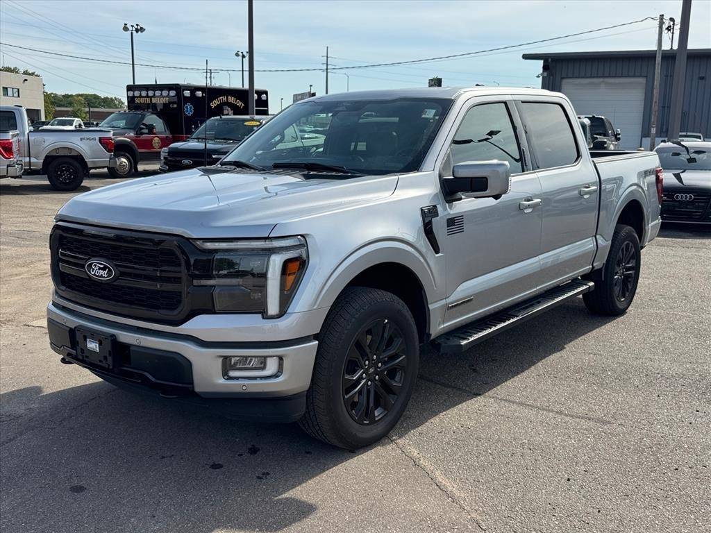 2024 Ford F-150 LARIAT — Pickup Truck — 18,623 mi — Janesville, WI