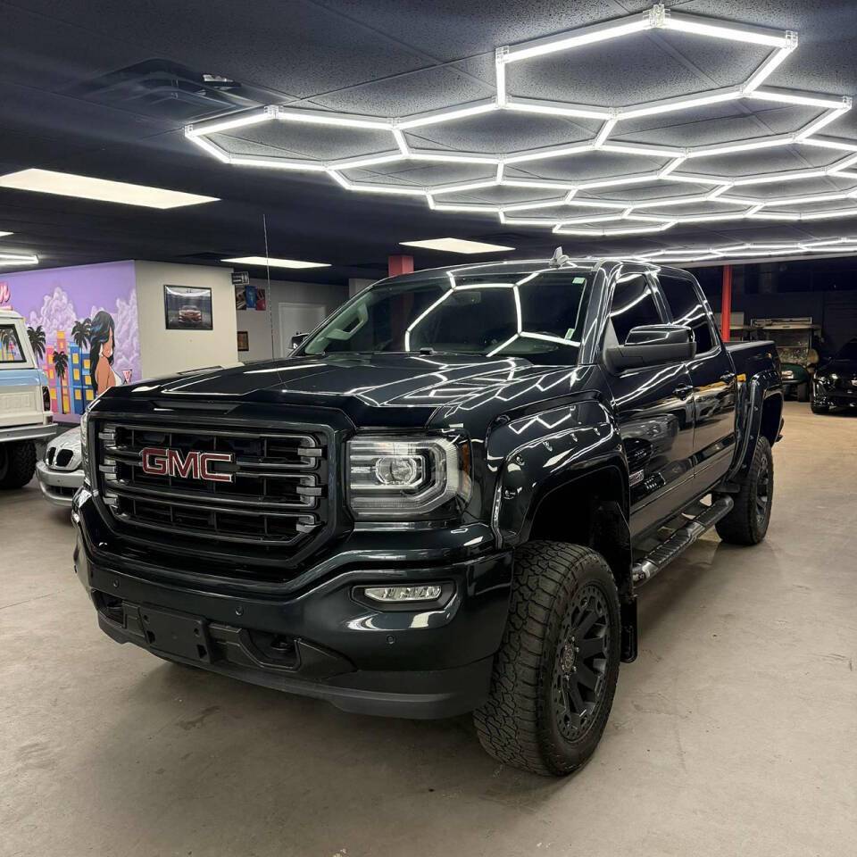 2017 GMC Sierra 1500 SLT — Pickup Truck — 120,040 mi — Shelby Township, MI