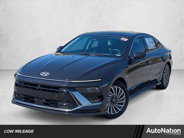 2025 Hyundai Sonata Hybrid Limited — Sedan — 3,780 mi — Columbus, GA