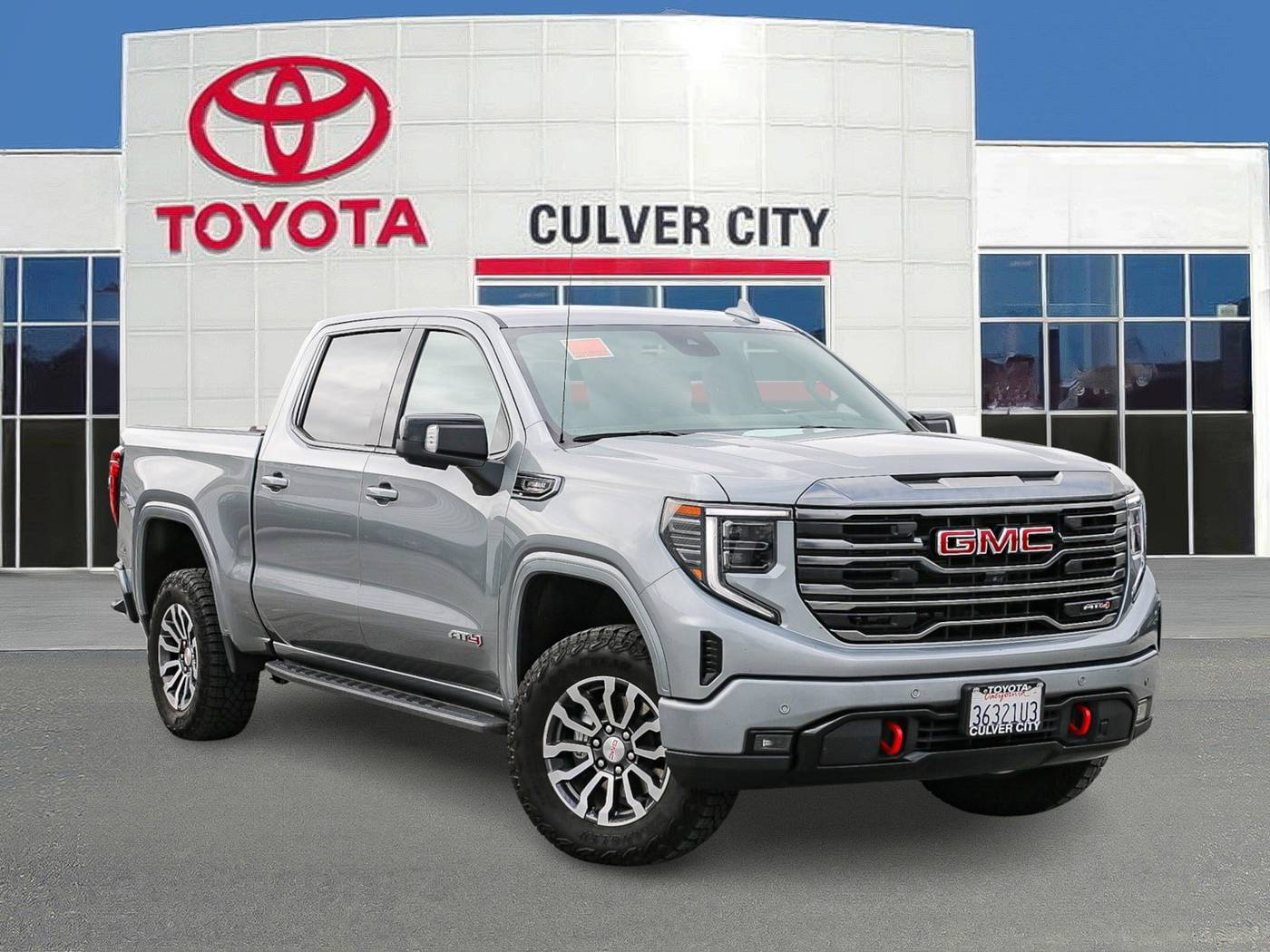 2023 GMC Sierra 1500 AT4 — Pickup Truck — 13,394 mi — Culver City, CA