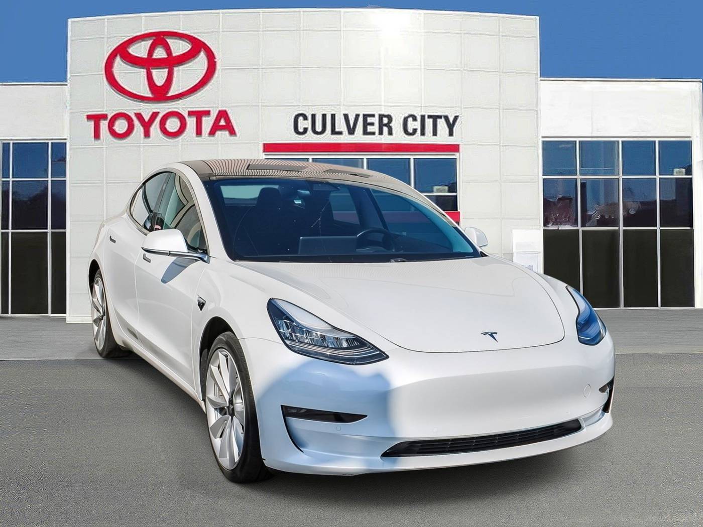 2019 Tesla Model 3 Standard Range Plus — Sedan — 23,426 mi — Culver City, CA