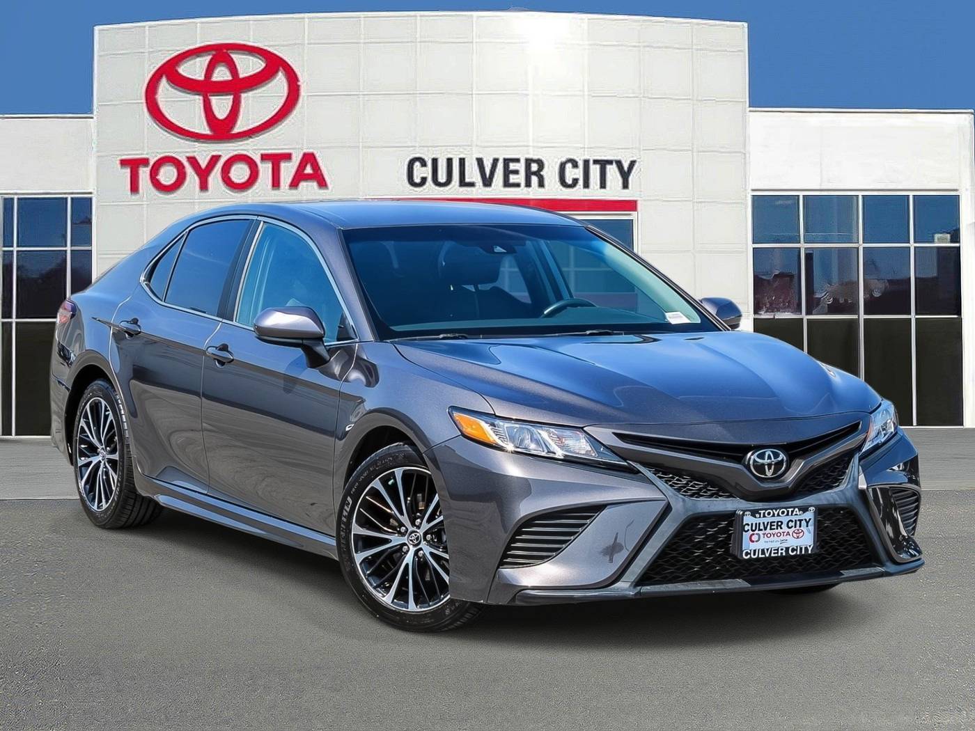 2018 Toyota Camry SE — Sedan — 42,682 mi — Culver City, CA