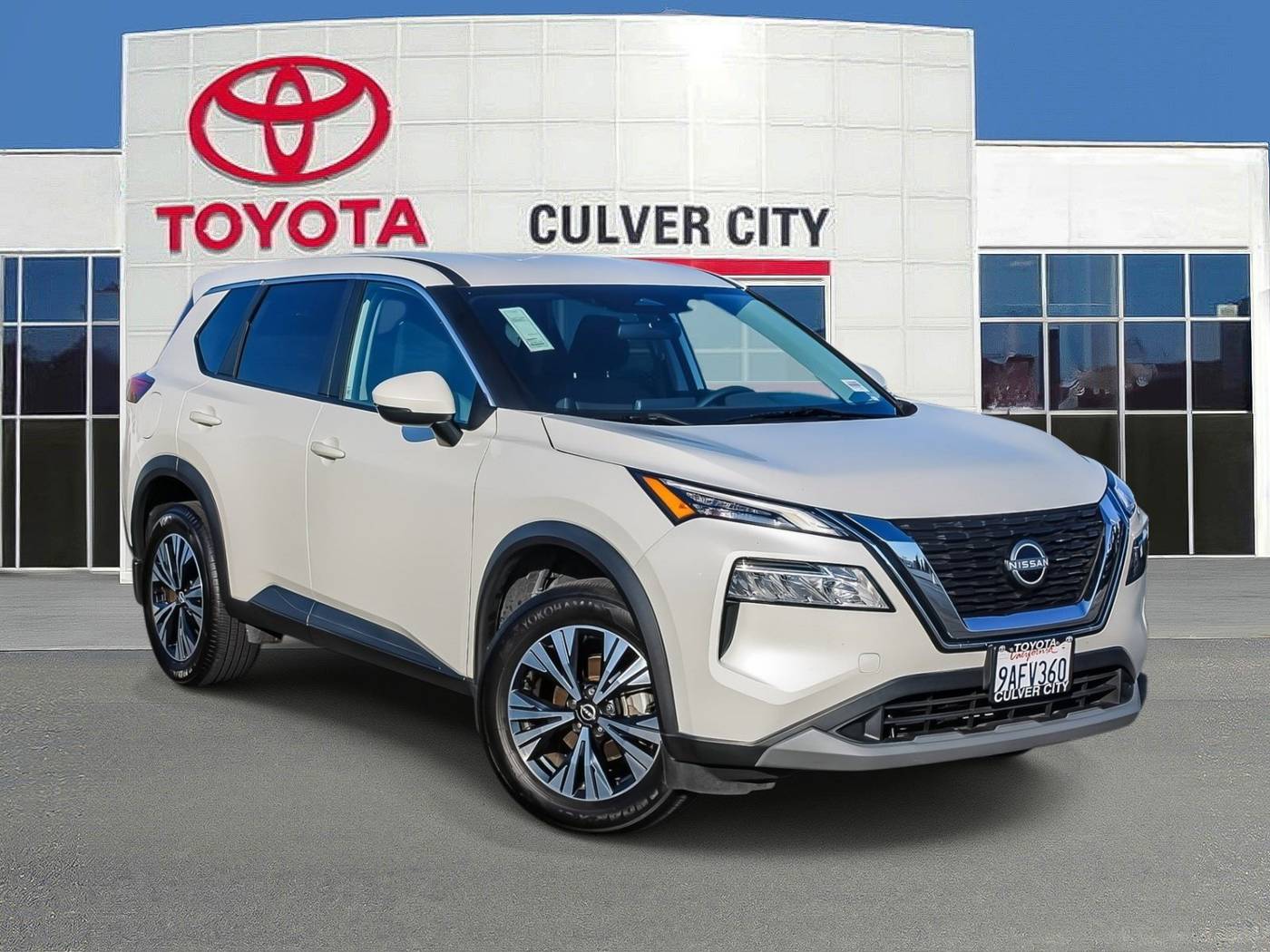 2022 Nissan Rogue SV — SUV — 48,124 mi — Culver City, CA
