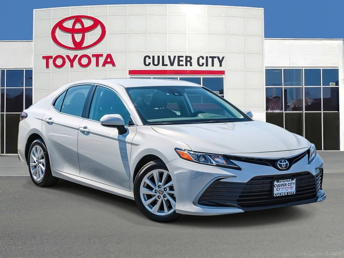 2023 Toyota Camry LE — Sedan — 9,847 mi — Culver City, CA