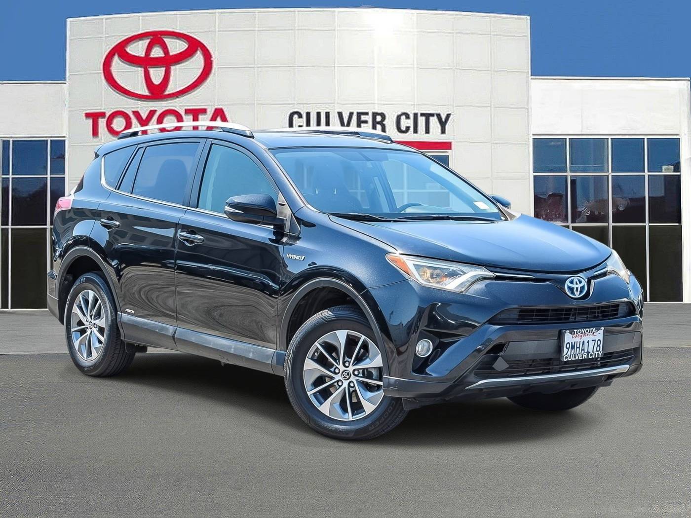 2016 Toyota RAV4 Hybrid XLE — SUV — 62,395 mi — Culver City, CA