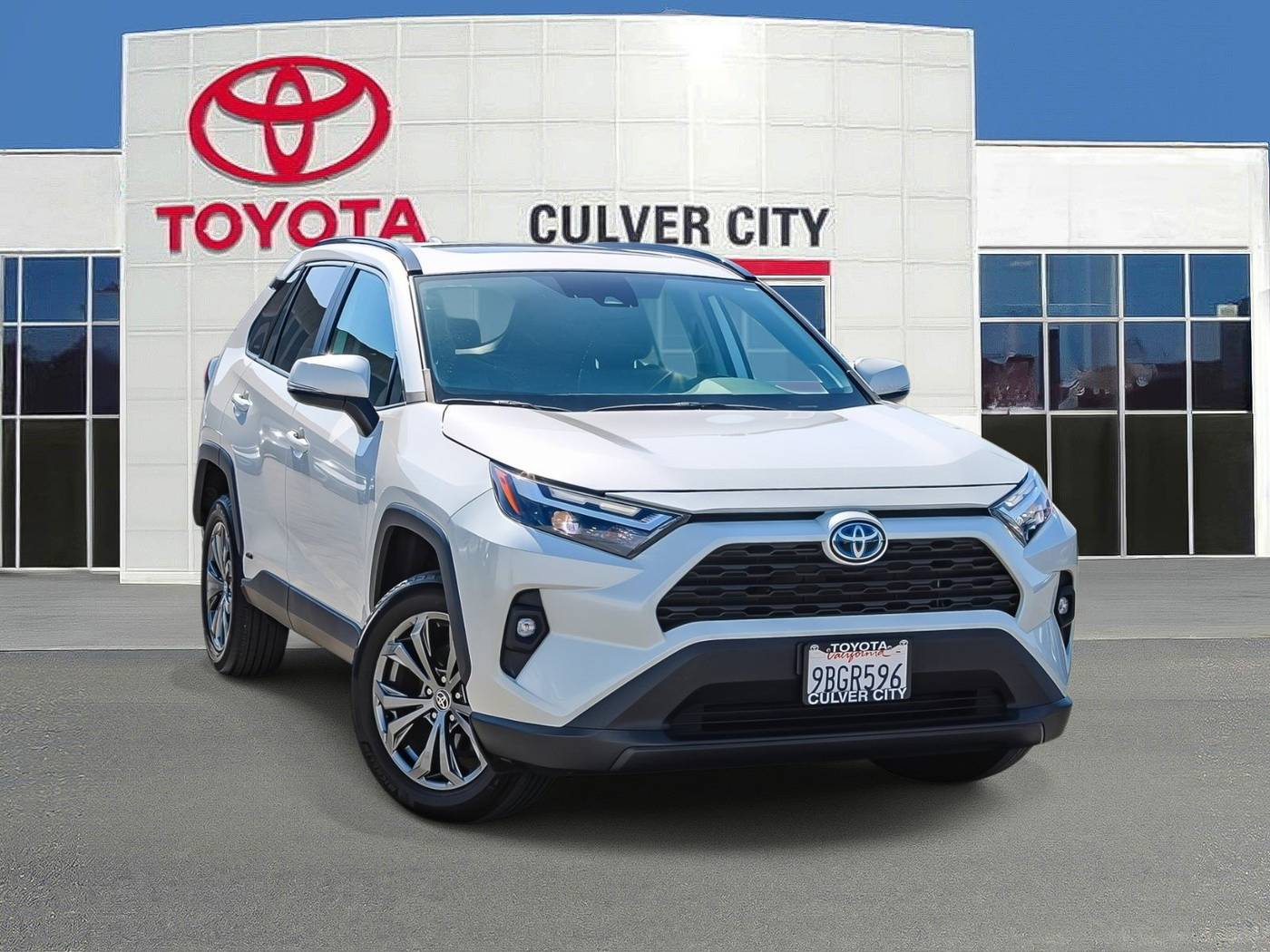 2022 Toyota RAV4 Hybrid XLE Premium — SUV — 20,745 mi — Culver City, CA