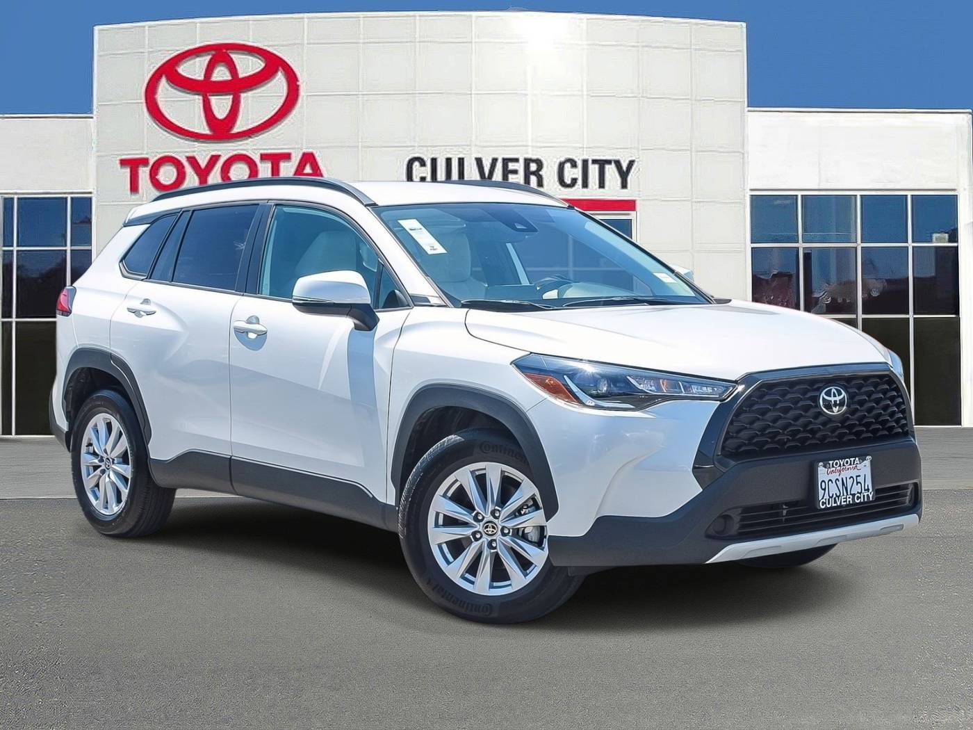 2022 Toyota Corolla Cross LE — SUV — 5,532 mi — Culver City, CA