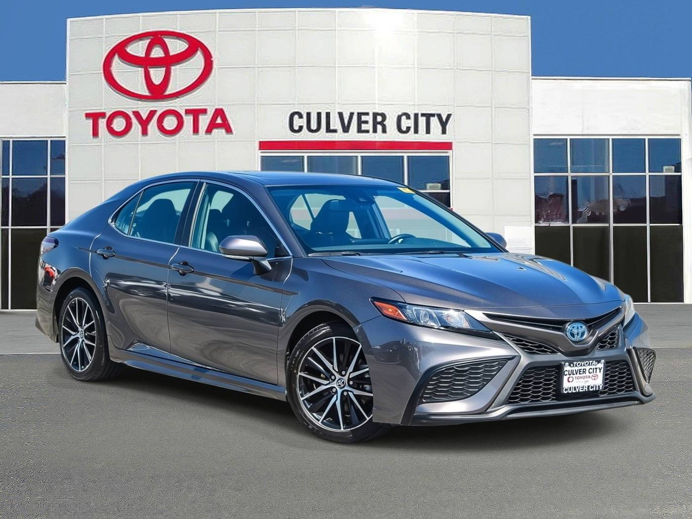 2023 Toyota Camry Hybrid SE — Sedan — 82,366 mi — Culver City, CA