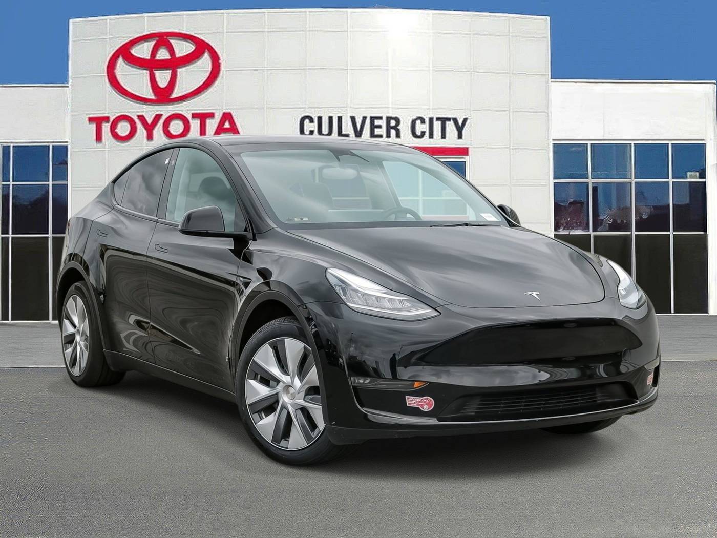 2023 Tesla Model Y Long Range — SUV — 34,514 mi — Culver City, CA