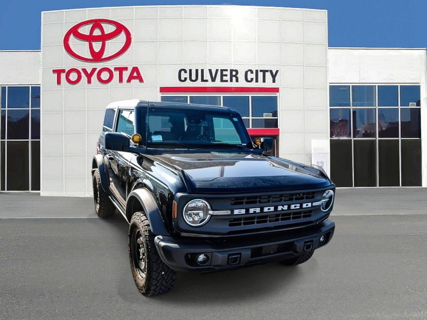 2023 Ford Bronco Black Diamond — SUV — 32,214 mi — Culver City, CA