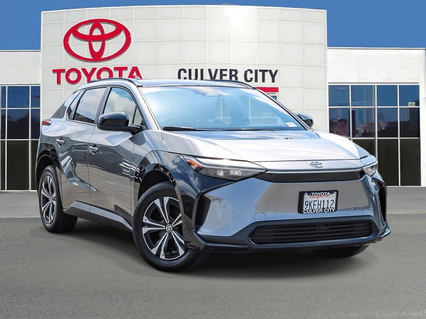 2023 Toyota bZ4X XLE — SUV — 27,740 mi — Culver City, CA