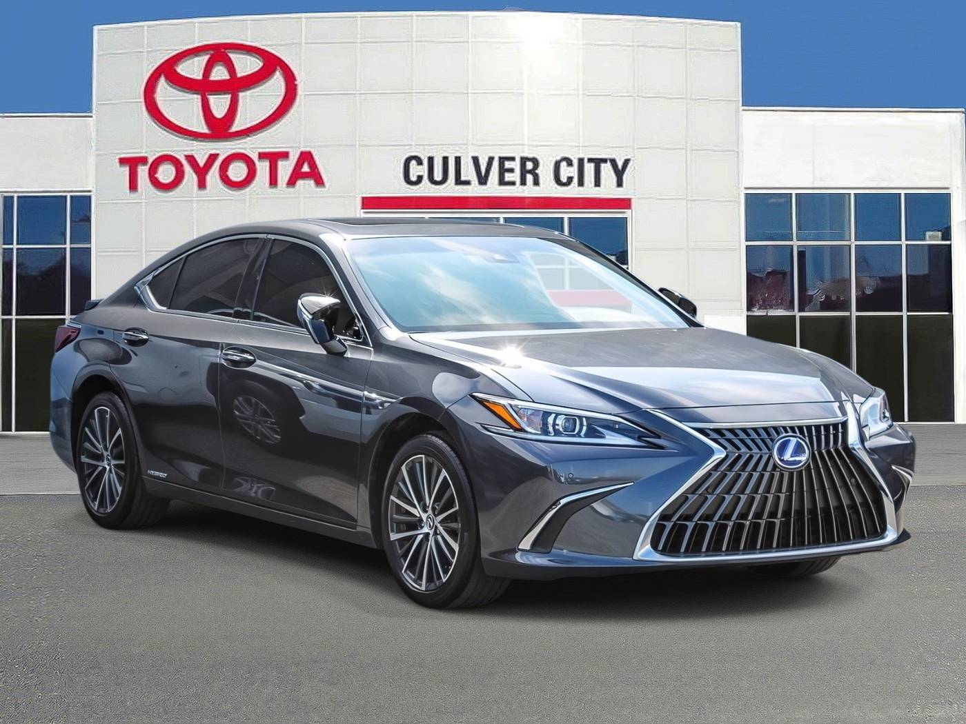 2022 Lexus ES ES 300h — Sedan — 50,245 mi — Culver City, CA