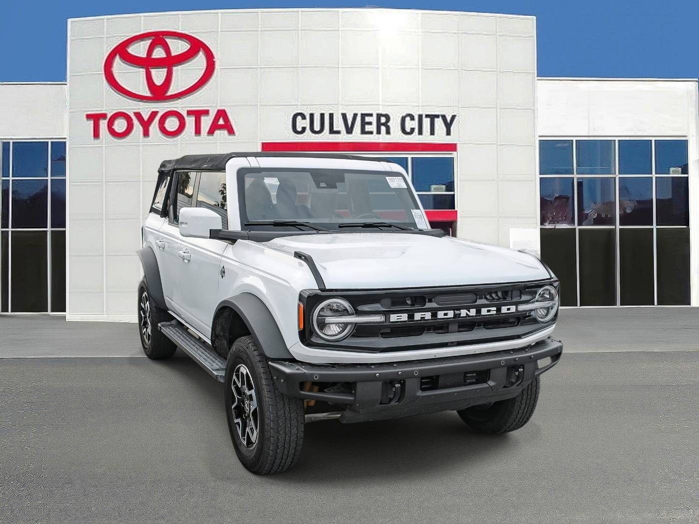 2022 Ford Bronco Outer Banks