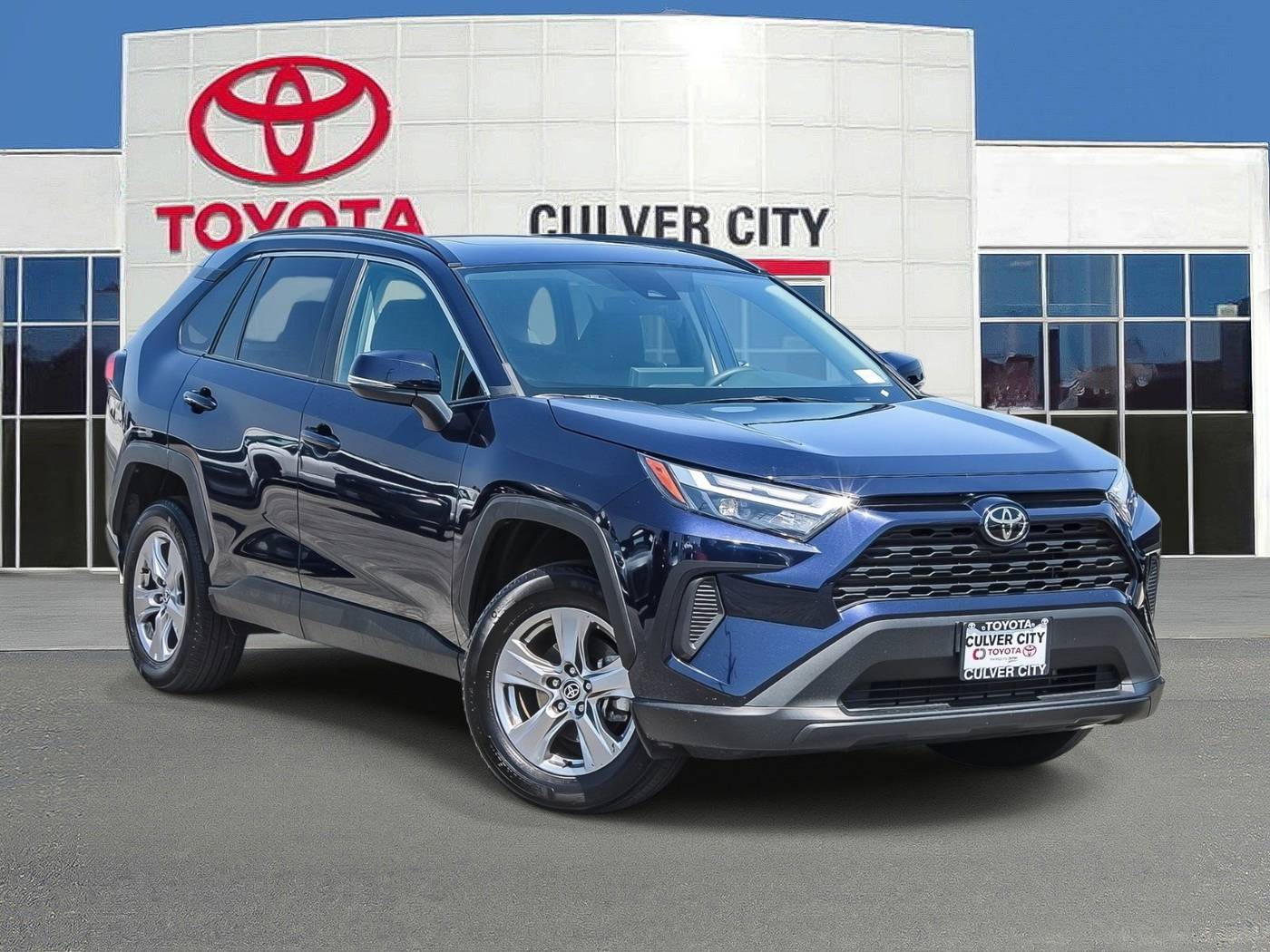 2023 Toyota RAV4 XLE — SUV — 17,637 mi — Culver City, CA