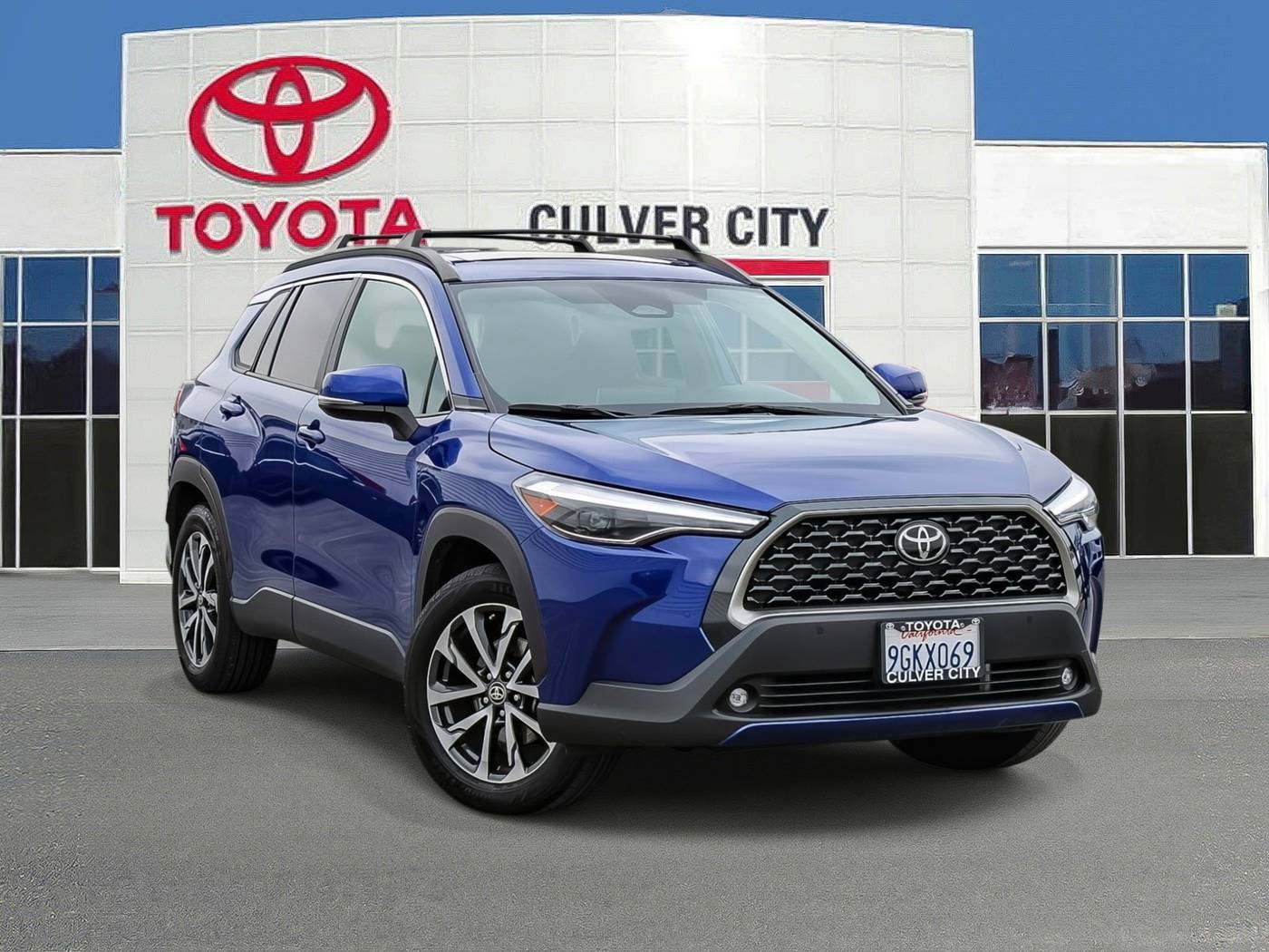 2023 Toyota Corolla Cross XLE — SUV — 19,306 mi — Culver City, CA