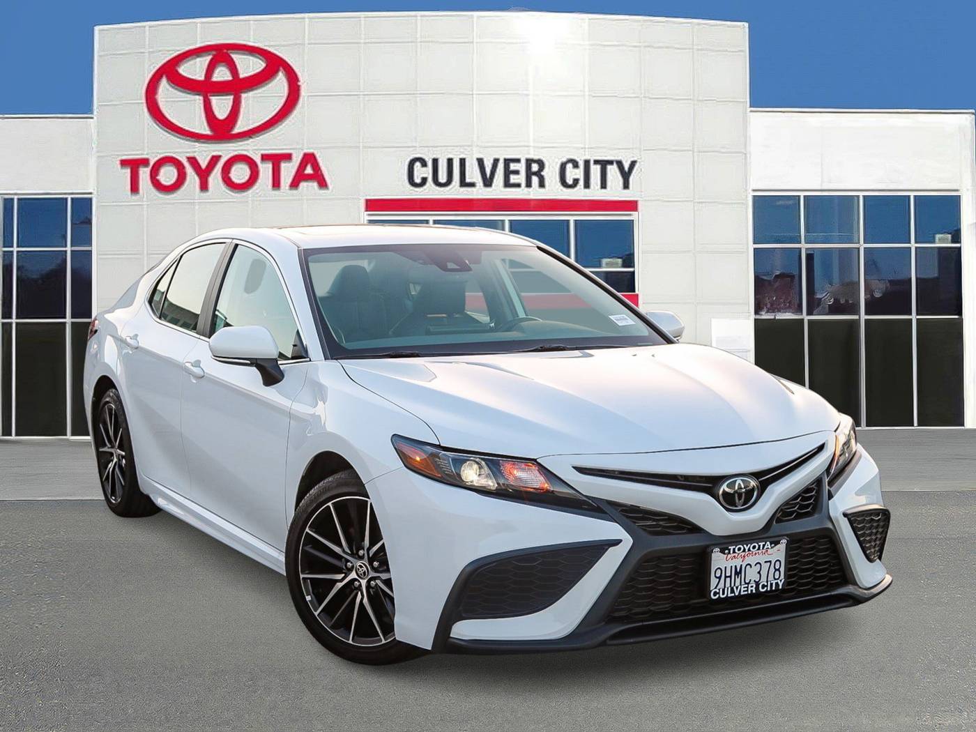 2023 Toyota Camry SE — Sedan — 14,344 mi — Culver City, CA