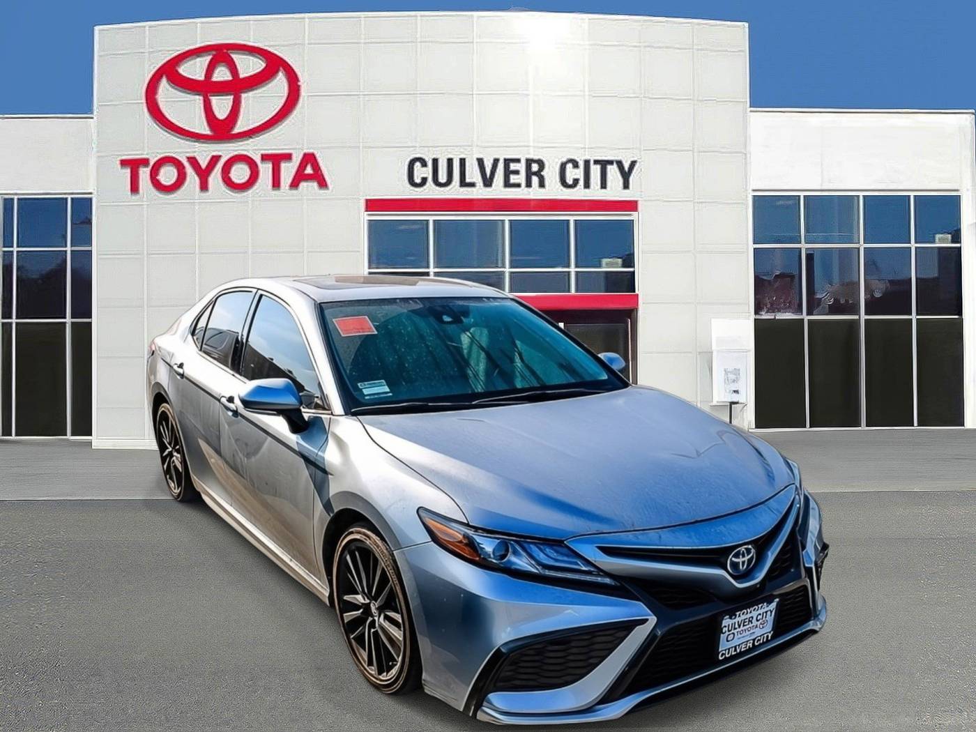 2024 Toyota Camry Hybrid XSE — Sedan — 13,887 mi — Culver City, CA