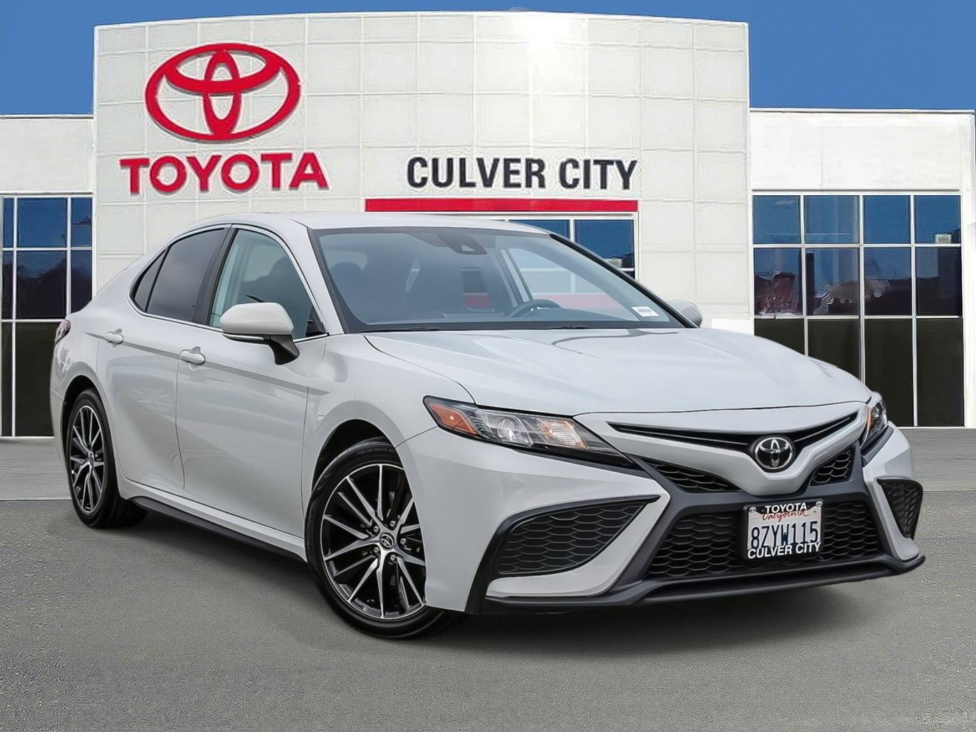 2022 Toyota Camry SE — Sedan — 56,408 mi — Culver City, CA