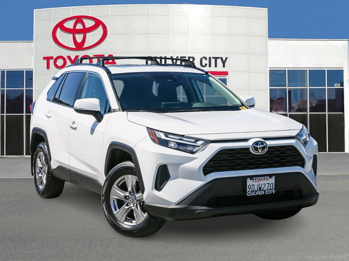 2022 Toyota RAV4 XLE — SUV — 33,795 mi — Culver City, CA