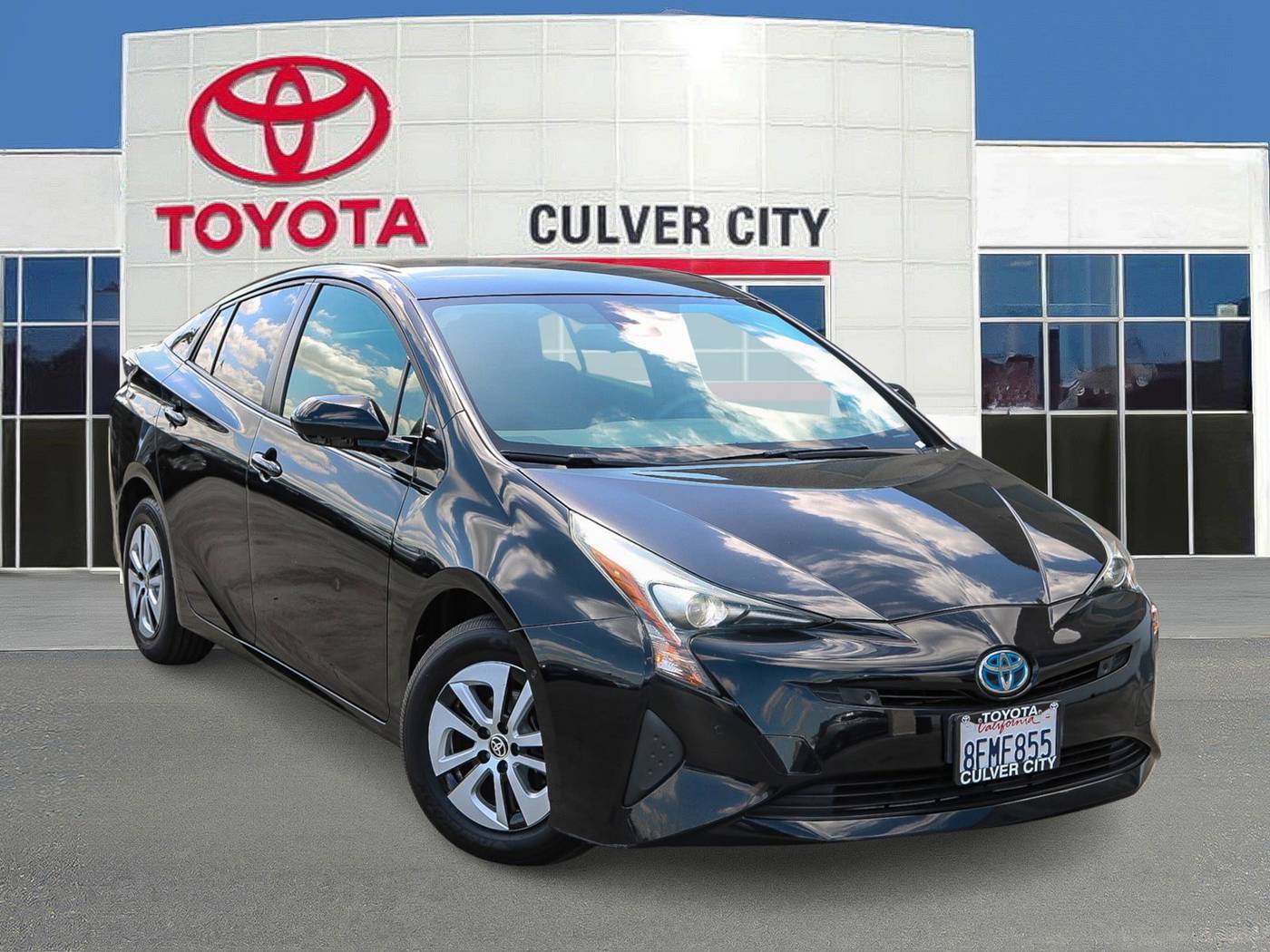 2018 Toyota Prius Two — Hatchback — 29,773 mi — Culver City, CA