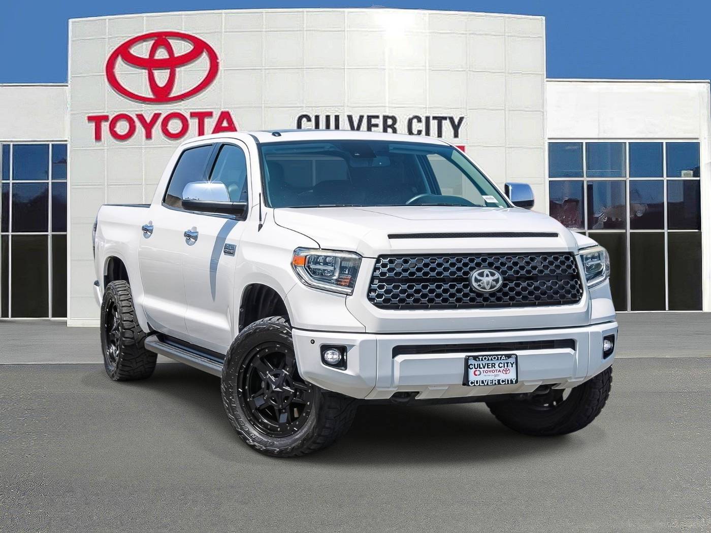 2019 Toyota Tundra Platinum — Pickup Truck — 105,382 mi — Culver City, CA