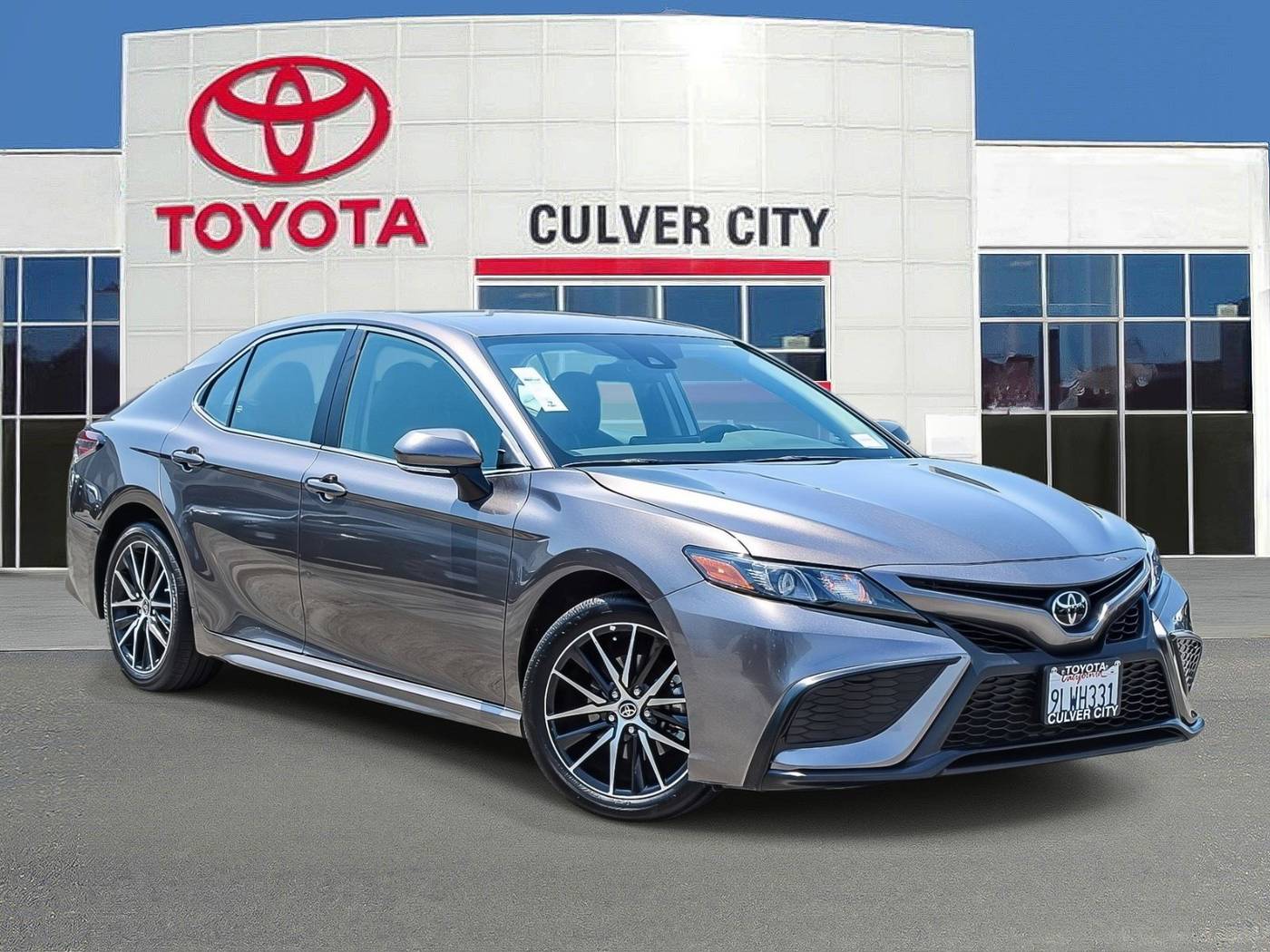 2024 Toyota Camry SE — Sedan — 10,194 mi — Culver City, CA