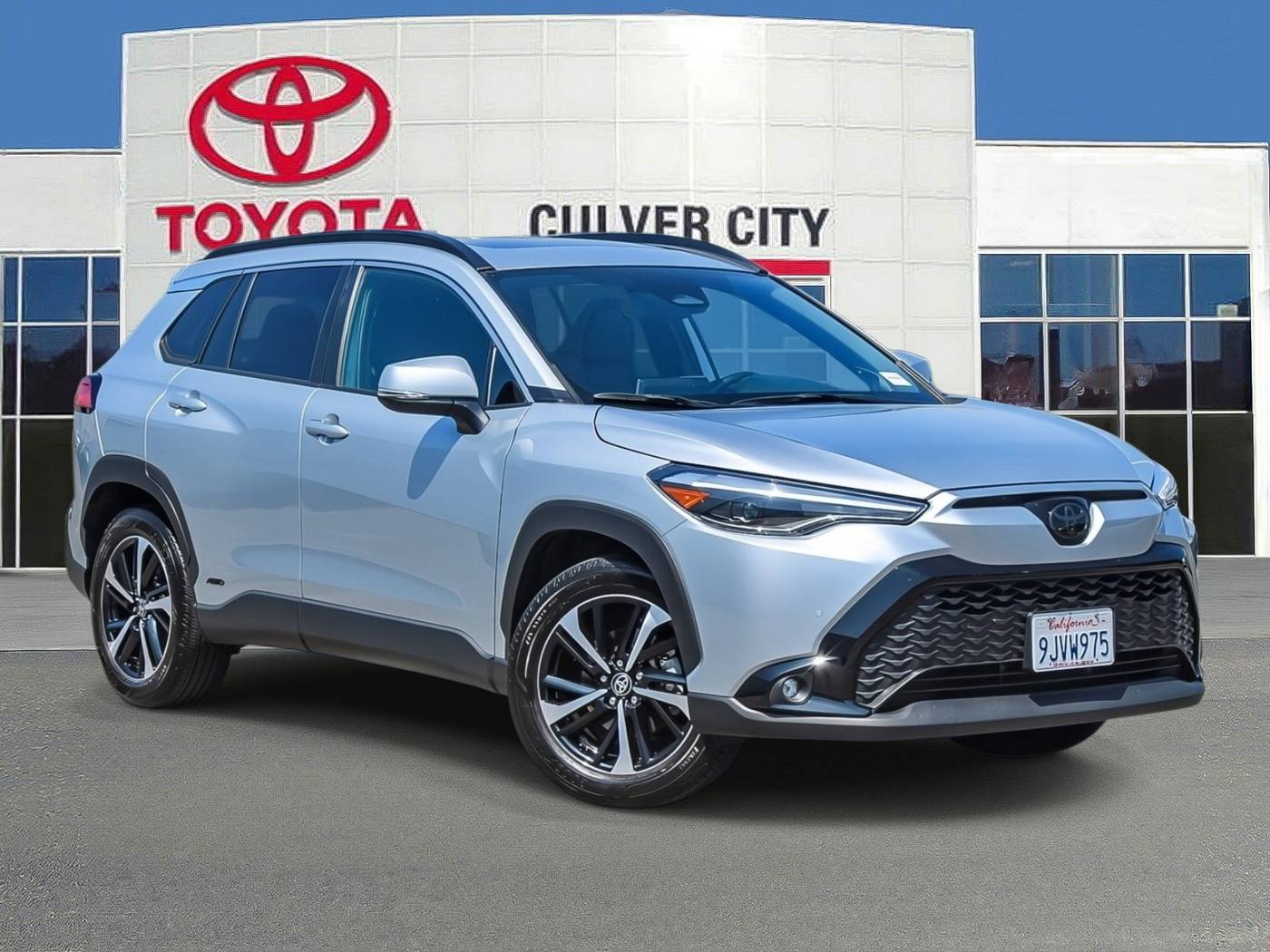 2024 Toyota Corolla Cross Hybrid XSE — SUV — 22,800 mi — Culver City, CA