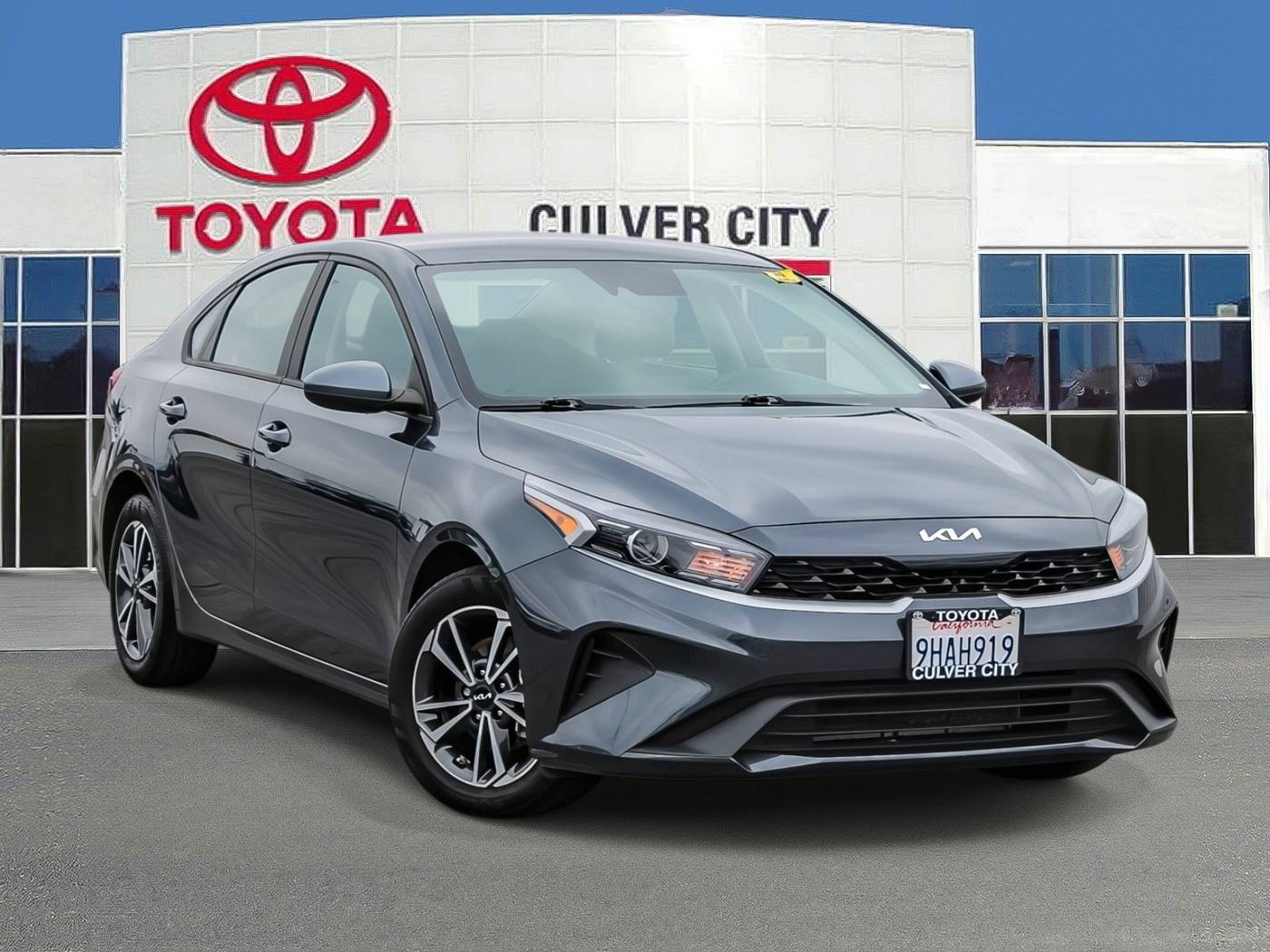 2023 Kia Forte LXS — Sedan — 13,676 mi — Culver City, CA