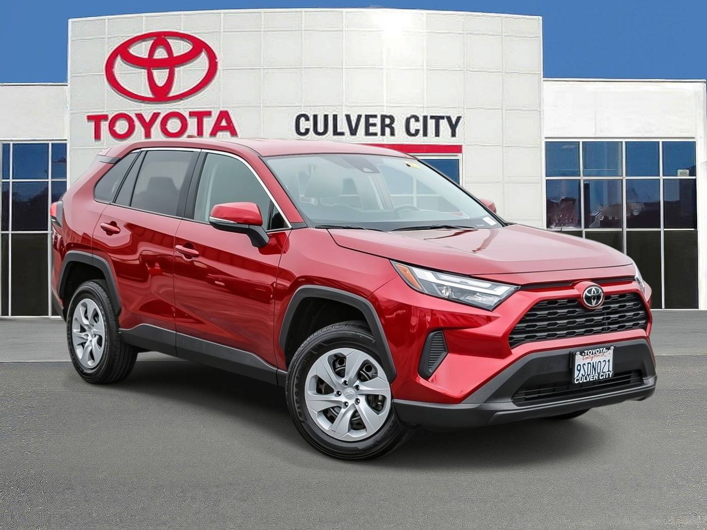 2025 Toyota RAV4 LE — SUV — 4,646 mi — Culver City, CA