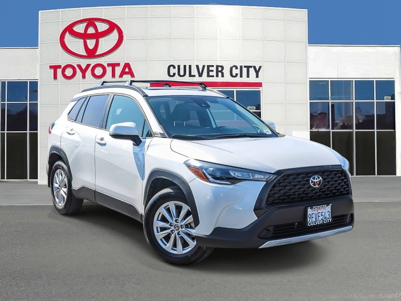2022 Toyota Corolla Cross LE — SUV — 17,825 mi — Culver City, CA