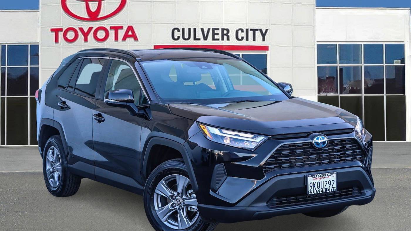 2024 Toyota RAV4 Hybrid XLE — SUV — 5,496 mi — Culver City, CA