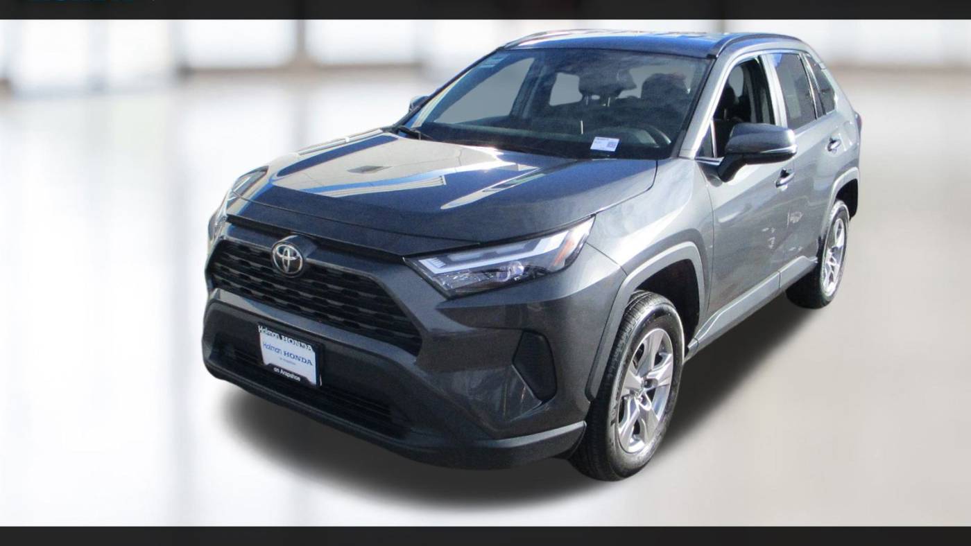 2023 Toyota RAV4 XLE — SUV — 22,541 mi — Centennial, CO