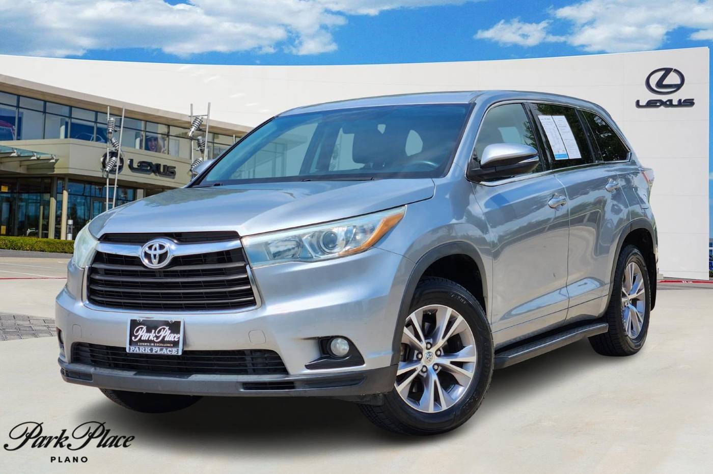 2015 Toyota Highlander LE Plus — SUV — 116,648 mi — Plano, TX