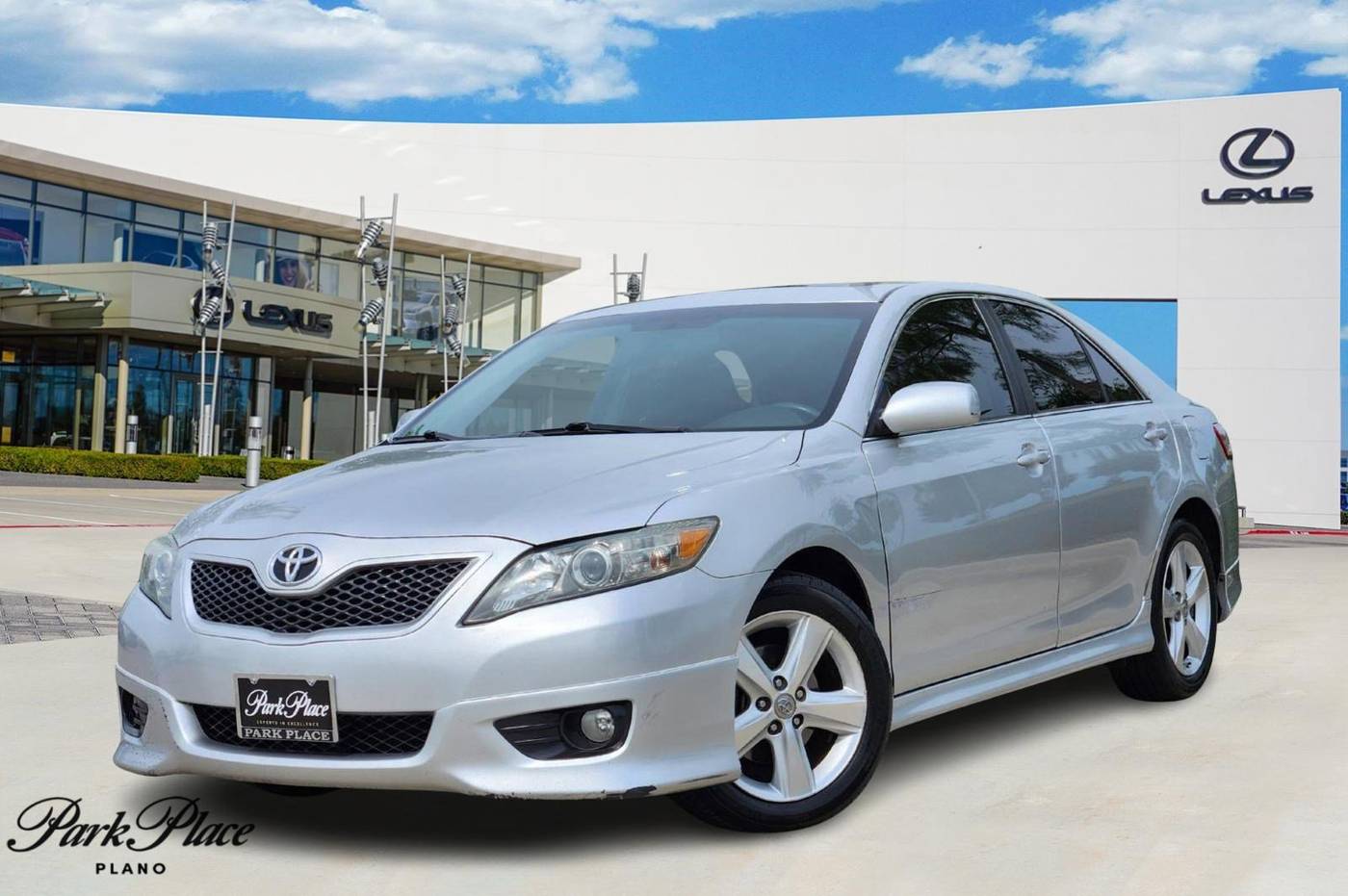 2011 Toyota Camry Base — Sedan — 105,871 mi — Plano, TX