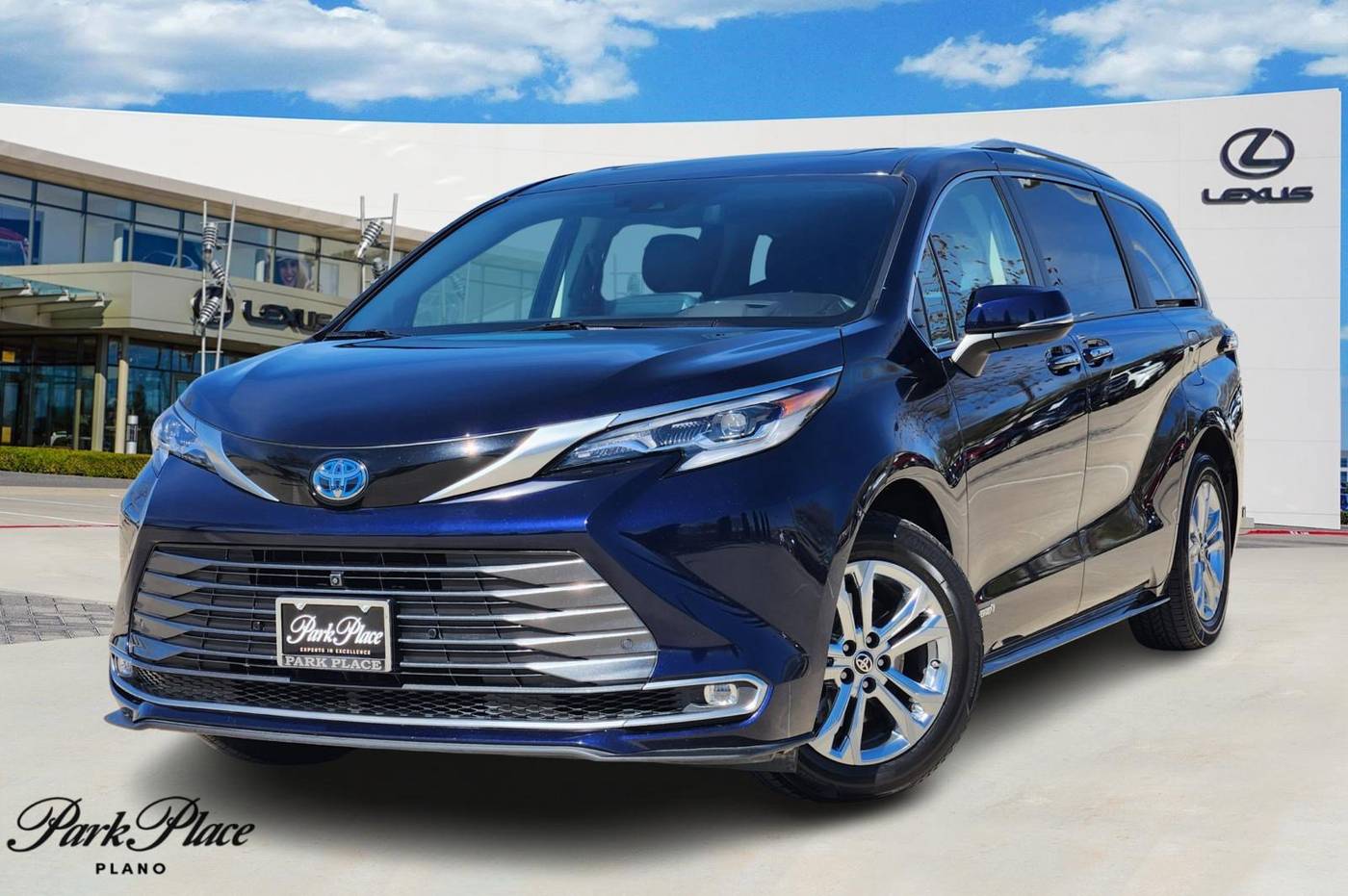 2021 Toyota Sienna Platinum — Minivan — 76,795 mi — Plano, TX