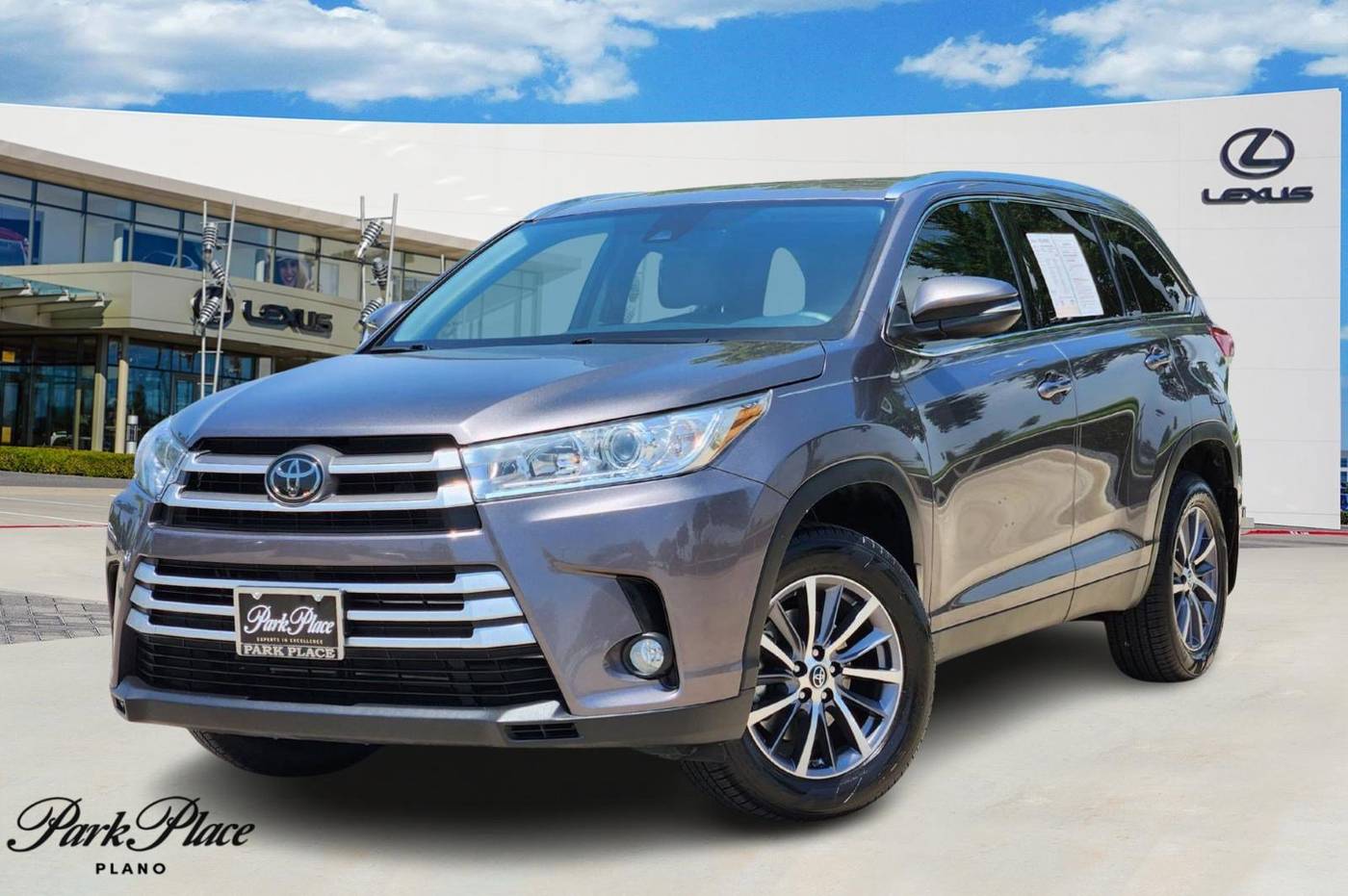 2019 Toyota Highlander XLE — SUV — 75,861 mi — Plano, TX
