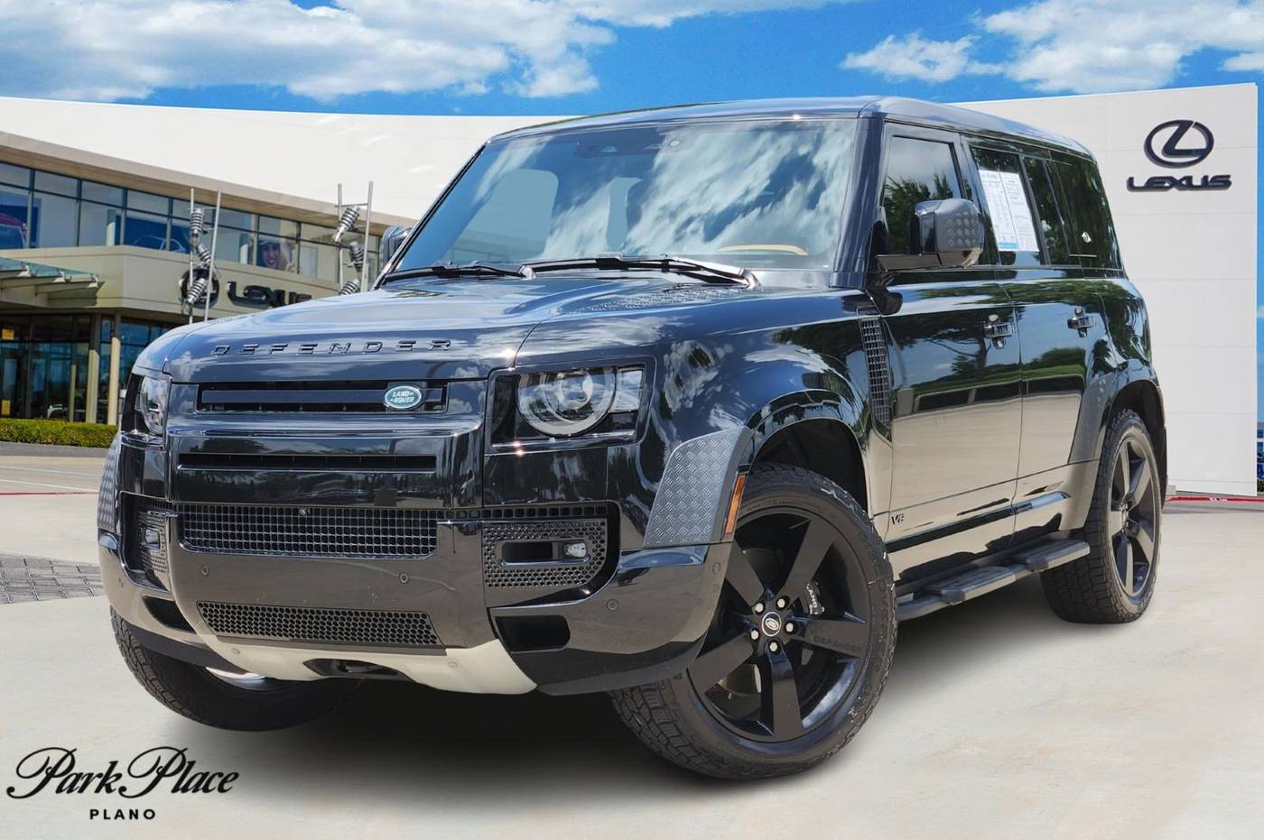 2024 Land Rover Defender V8 — SUV — 4,122 mi — Plano, TX