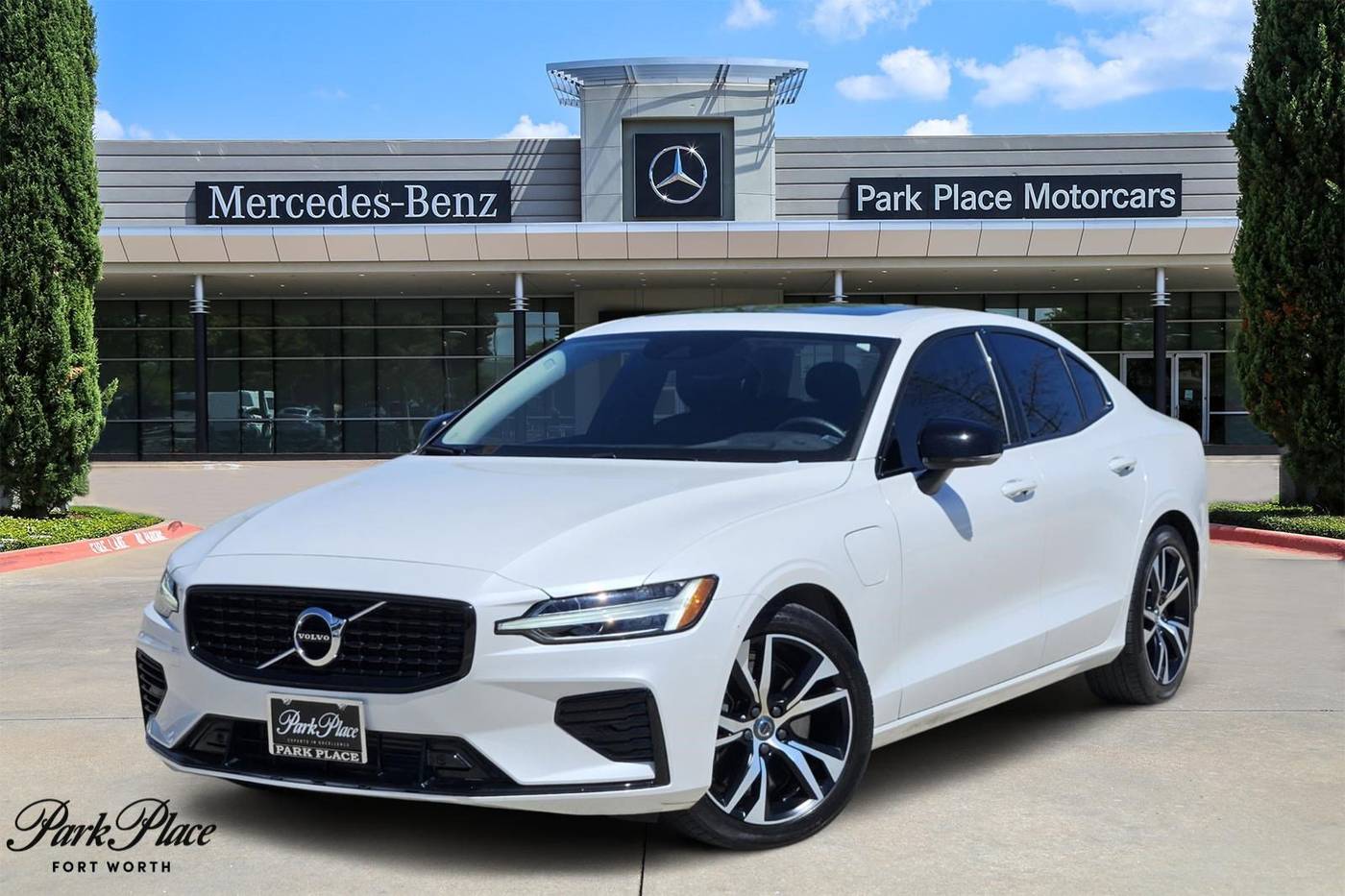 2022 Volvo S60 Recharge R-Design Expression — Sedan — 20,000 mi — Fort Worth, TX