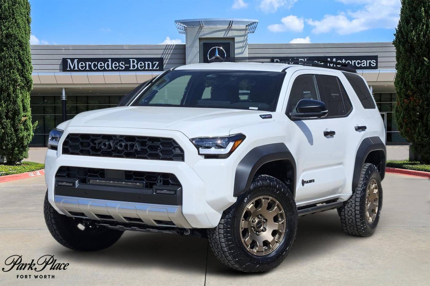 2025 Toyota 4Runner Hybrid Trailhunter — SUV — 1,359 mi — Fort Worth, TX