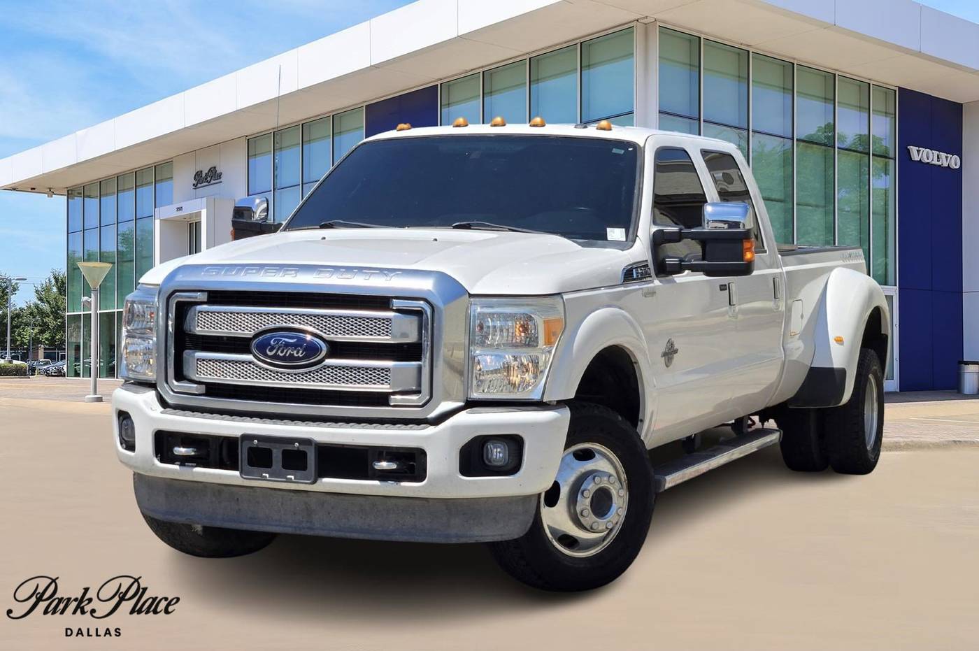 2014 Ford Super Duty F-350 Platinum — Pickup Truck — 122,413 mi — Dallas, TX