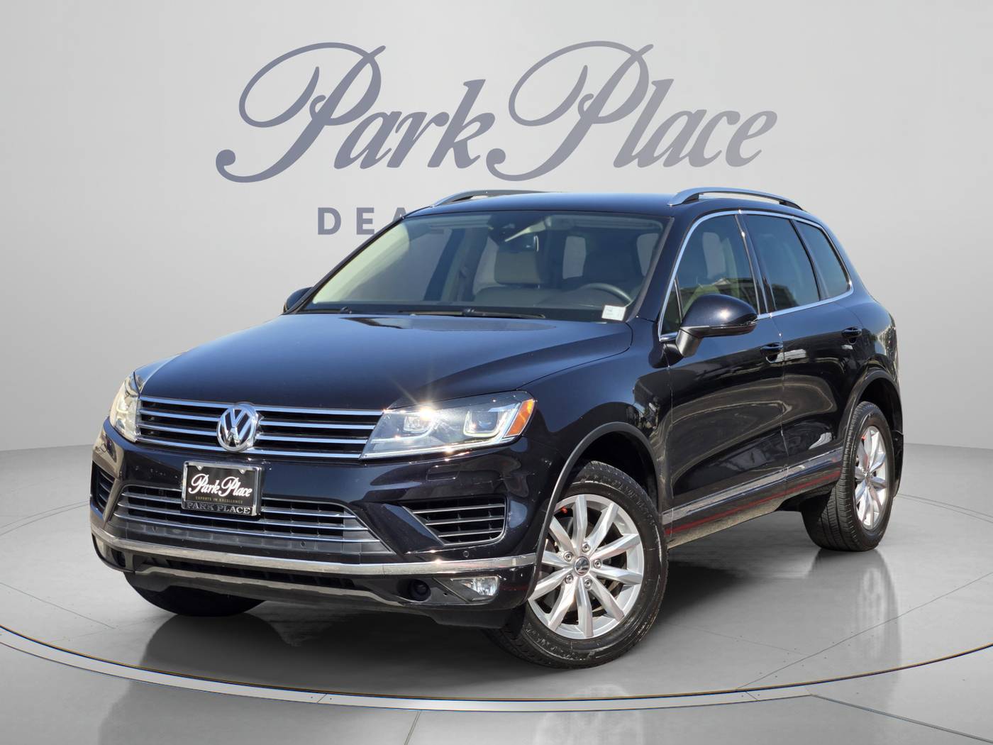 2016 Volkswagen Touareg V6 Sport