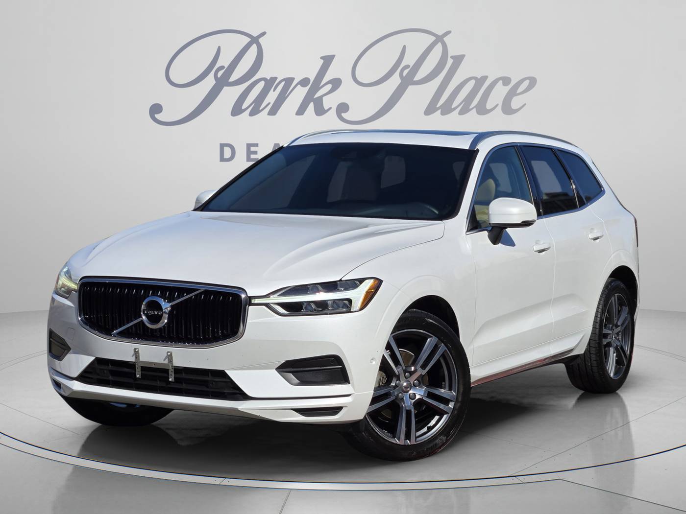 2018 Volvo XC60 Momentum