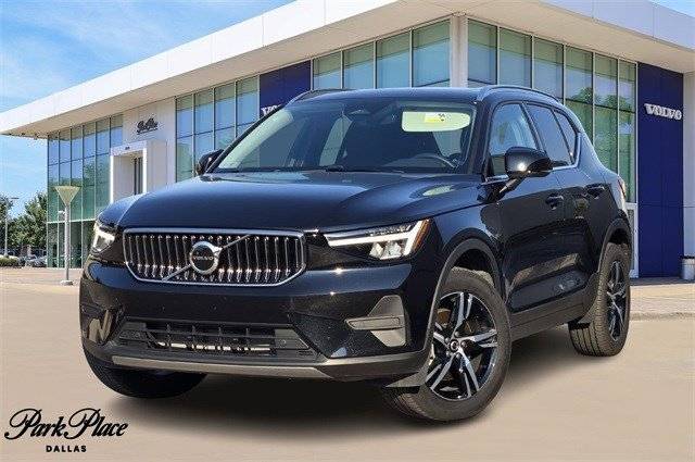 2025 Volvo XC40 Core — SUV — 6,618 mi — Dallas, TX