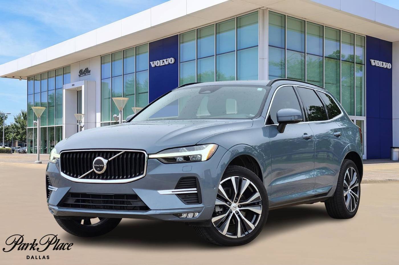 2022 Volvo XC60 Momentum — SUV — 18,000 mi — Dallas, TX