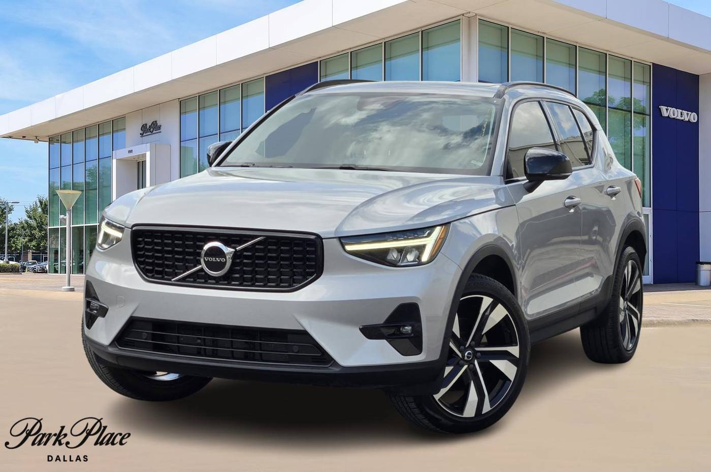 2023 Volvo XC40 Plus — SUV — 17,928 mi — Dallas, TX