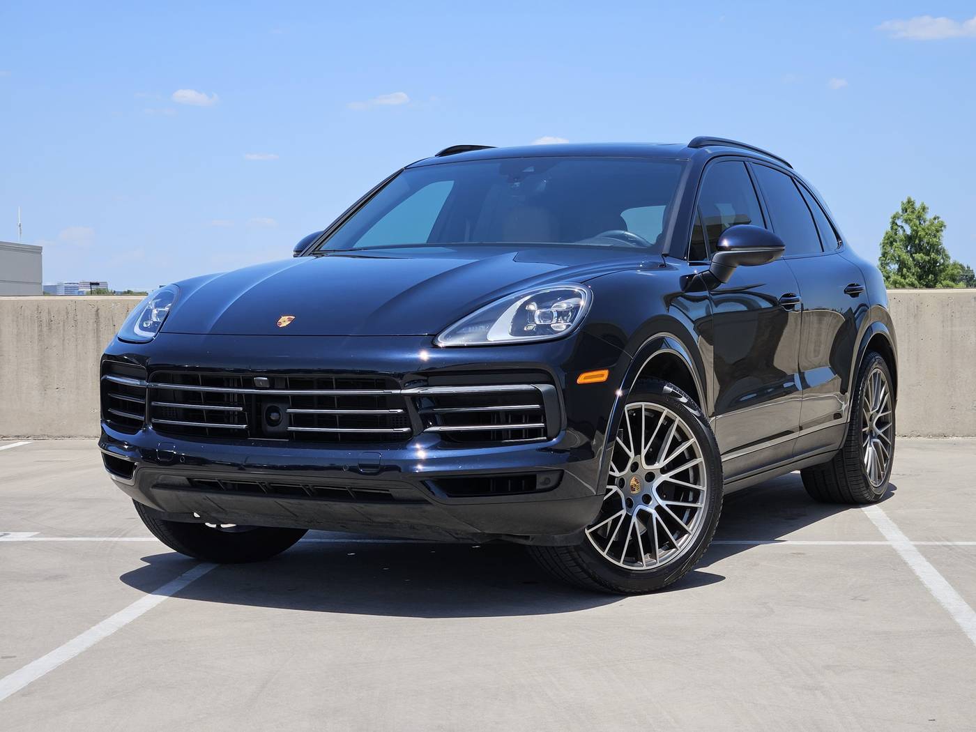 2023 Porsche Cayenne Platinum Edition — SUV — 23,498 mi — Dallas, TX