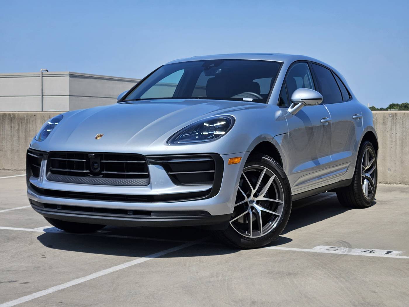 2025 Porsche Macan Standard — SUV — 1,325 mi — Dallas, TX